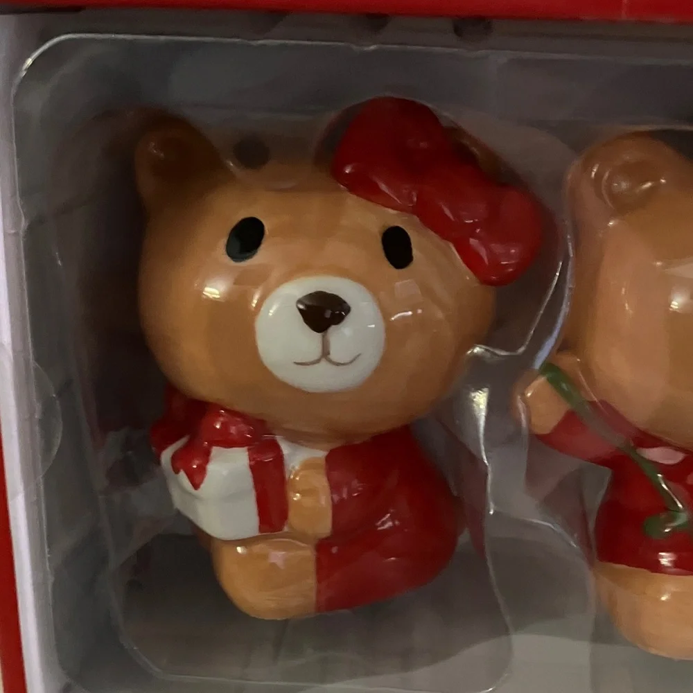 Bear-Themed Salt and Pepper Shaker Set - Red and Brown